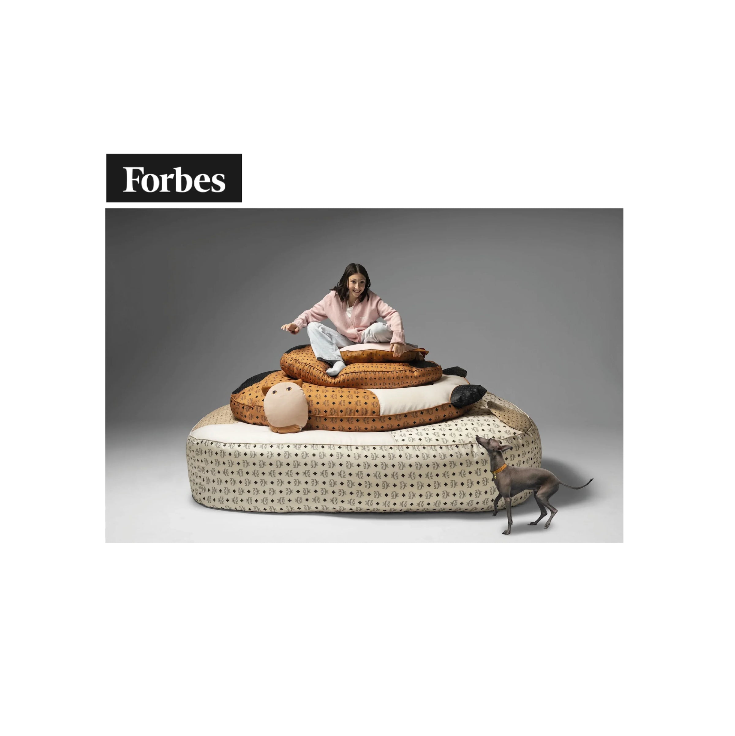Forbes: MCM x Pet Therapy, il design come gioco e sperimentazione alla Milano Design Week 2025