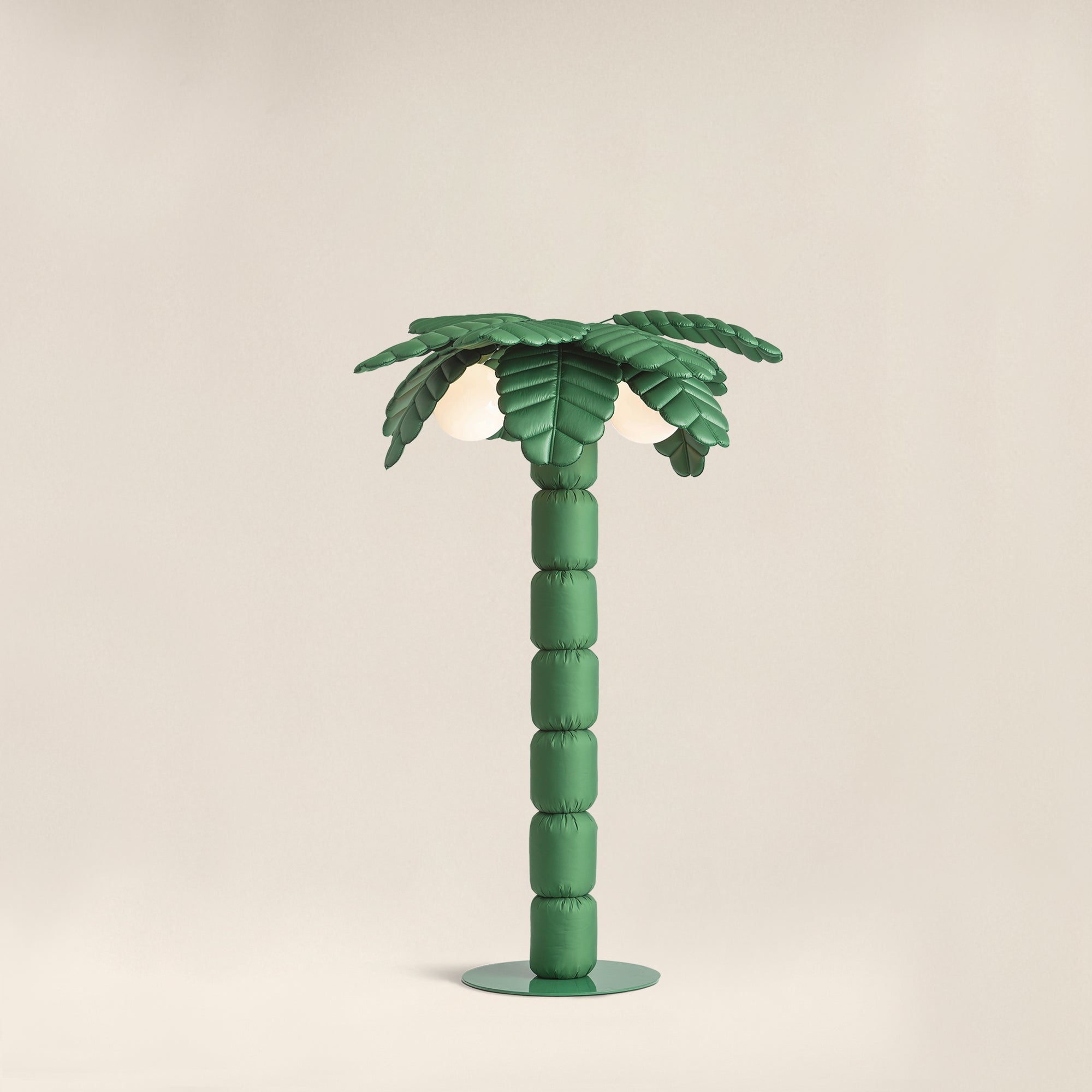 Palm Beach floor lamp by Pet Therapy™ – palm-shaped LED lamp with powder-coated metal structure and recycled PL fabric padding.
