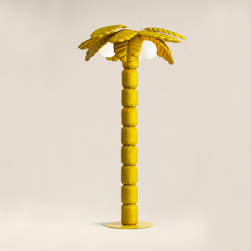 Palm Beach floor lamp by Pet Therapy™ – palm-shaped LED lamp with powder-coated metal structure and recycled PL fabric padding.