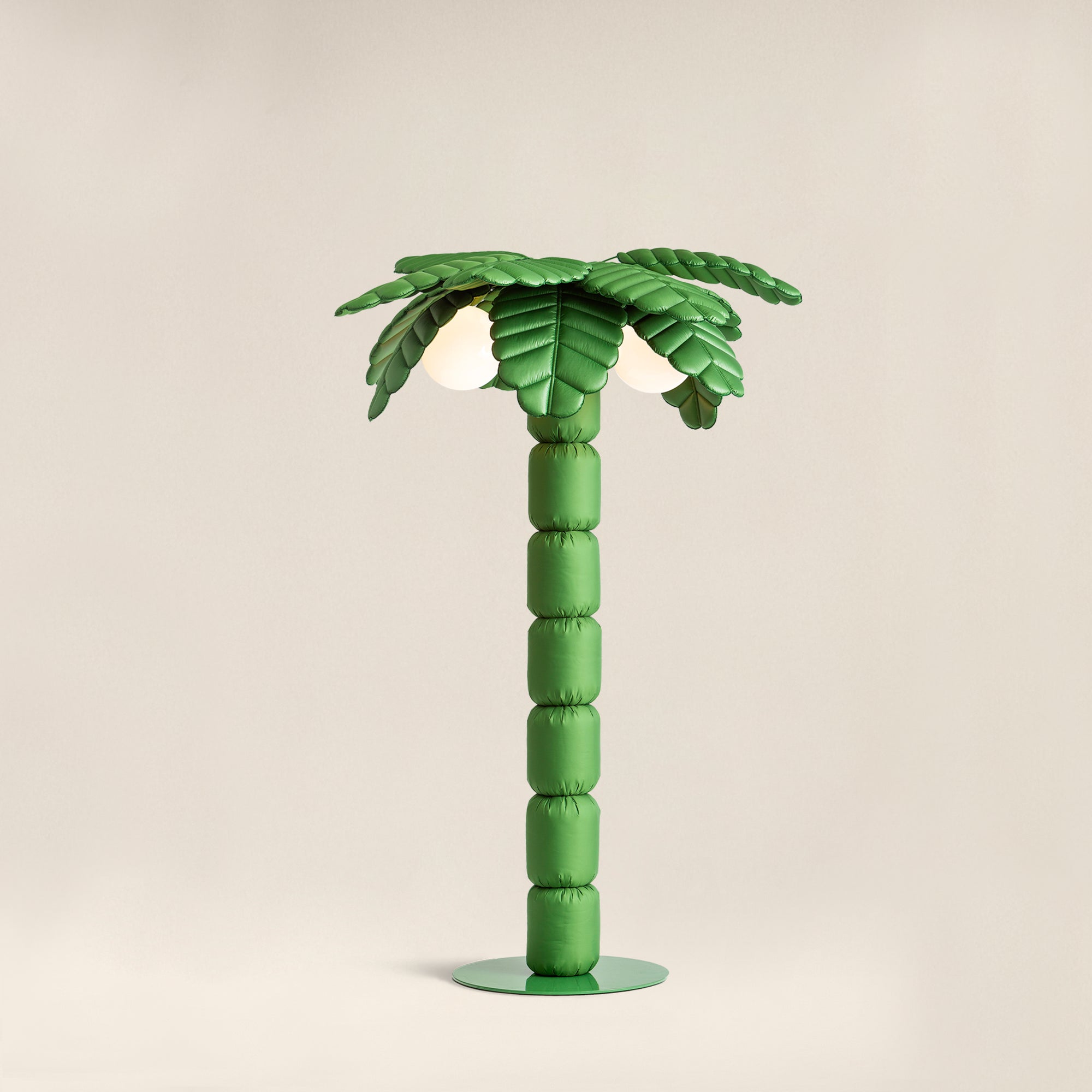 Palm Beach floor lamp by Pet Therapy™ – palm-shaped LED lamp with powder-coated metal structure and recycled PL fabric padding.