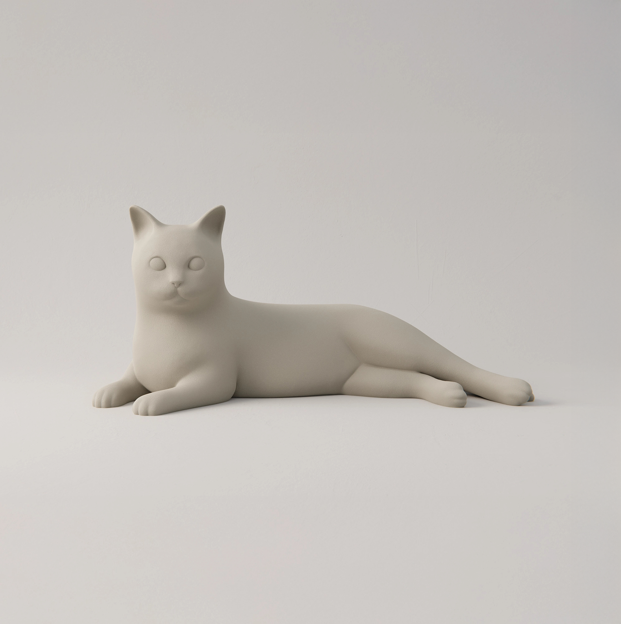 Principessa giant outdoor cat sculpture by Pet Therapy™ made from upcycled EPS with solvent-free polyurethane. 